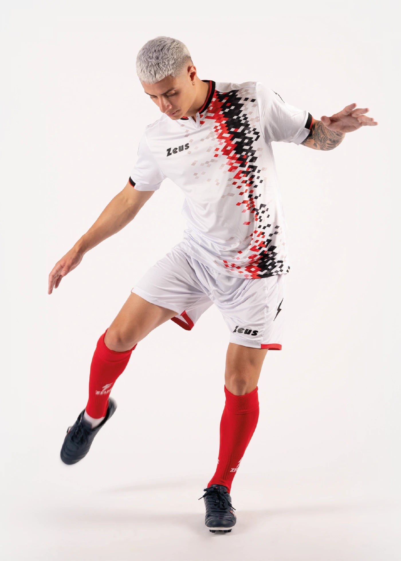 KIT KRYSTAL ZEUS SPORT NEW COMPLETINO UOMO CALCIO SOCCER