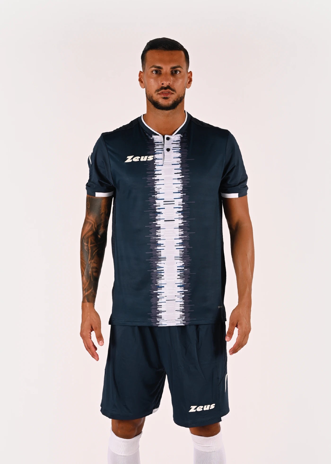 KIT PERSEO ZEUS SPORT NEW COMPLETINO UOMO CALCIO SOCCER