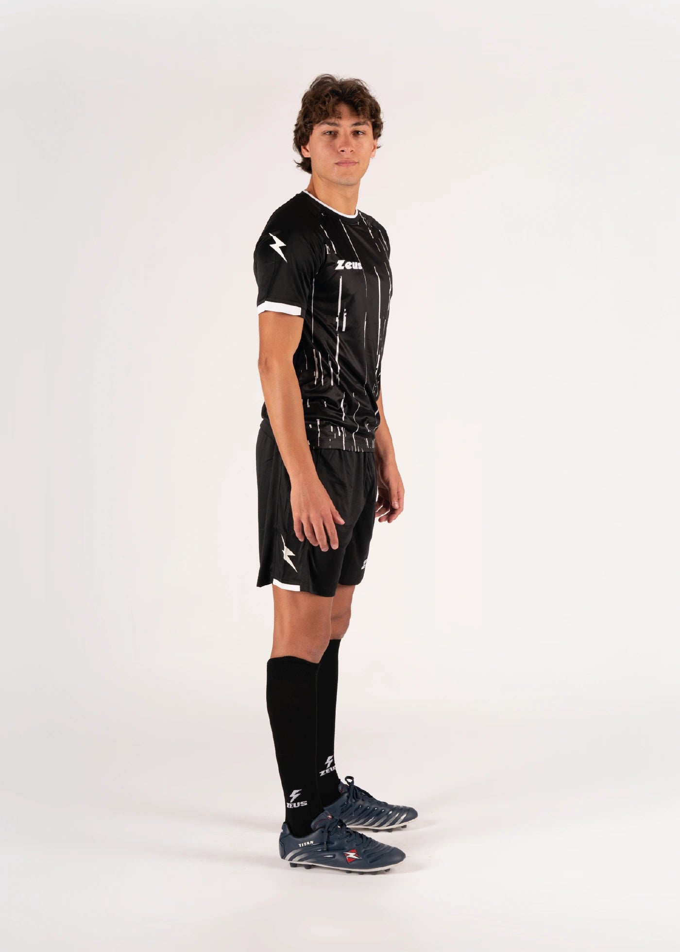 KIT BOLT ZEUS SPORT CALCIO CALCETTO SOCCER FOOTBALL