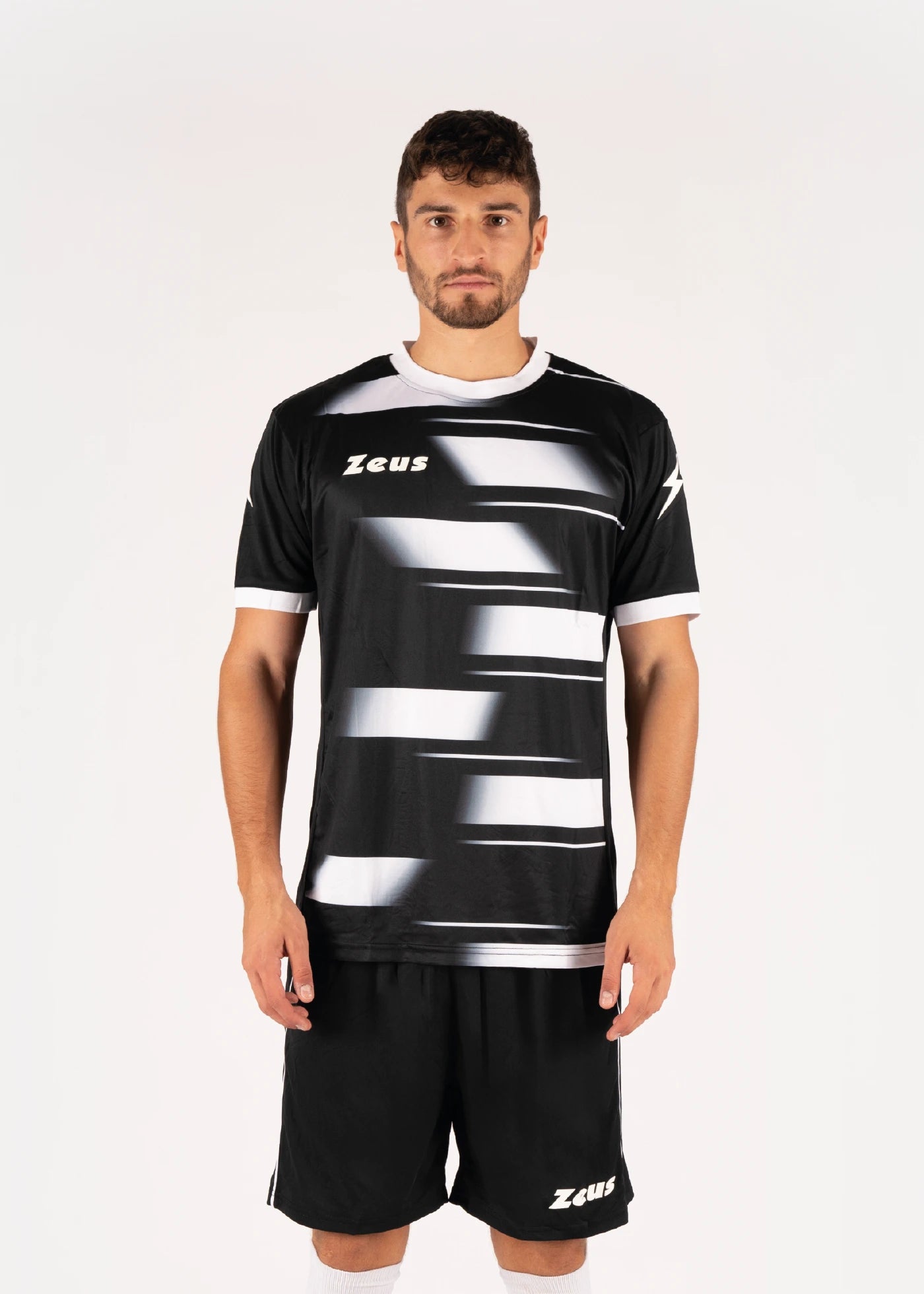 KIT KOSMO  ZEUS SPORT CALCIO CALCETTO SOCCER FOOTBALL