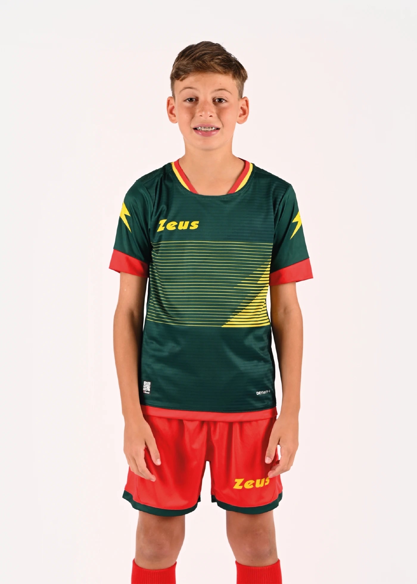 KIT MUNDIAL  CAMERUN  ZEUS COMPLETI CALCIO