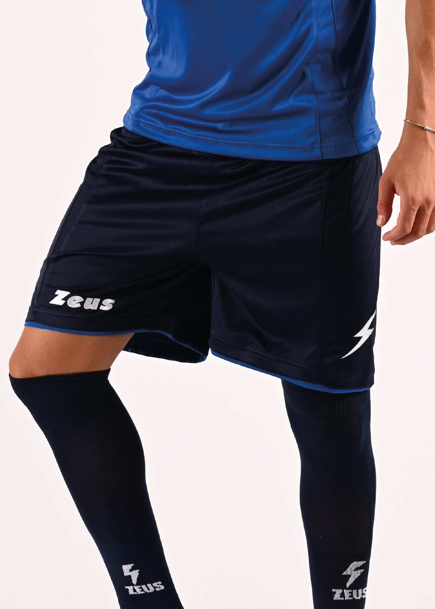 KIT VESUVIO ZEUS SPORT CALCIO CALCETTO SOCCER ALLENAMENTO