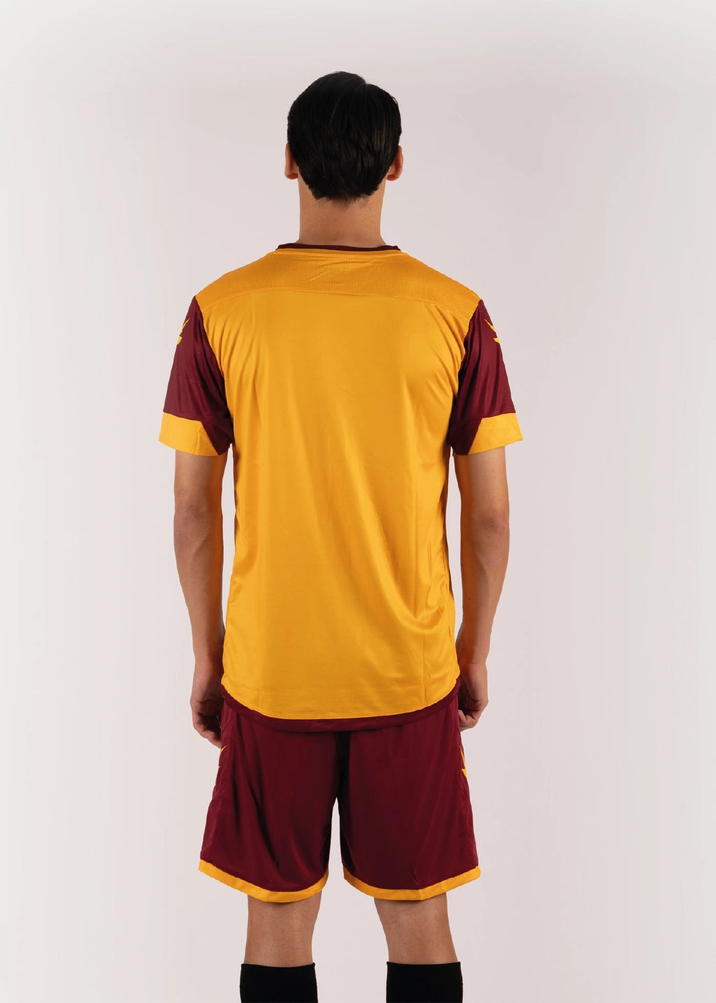 KIT ICON  ZEUS SPORT NEW COMPLETINO CALCIO GALATASARAY
