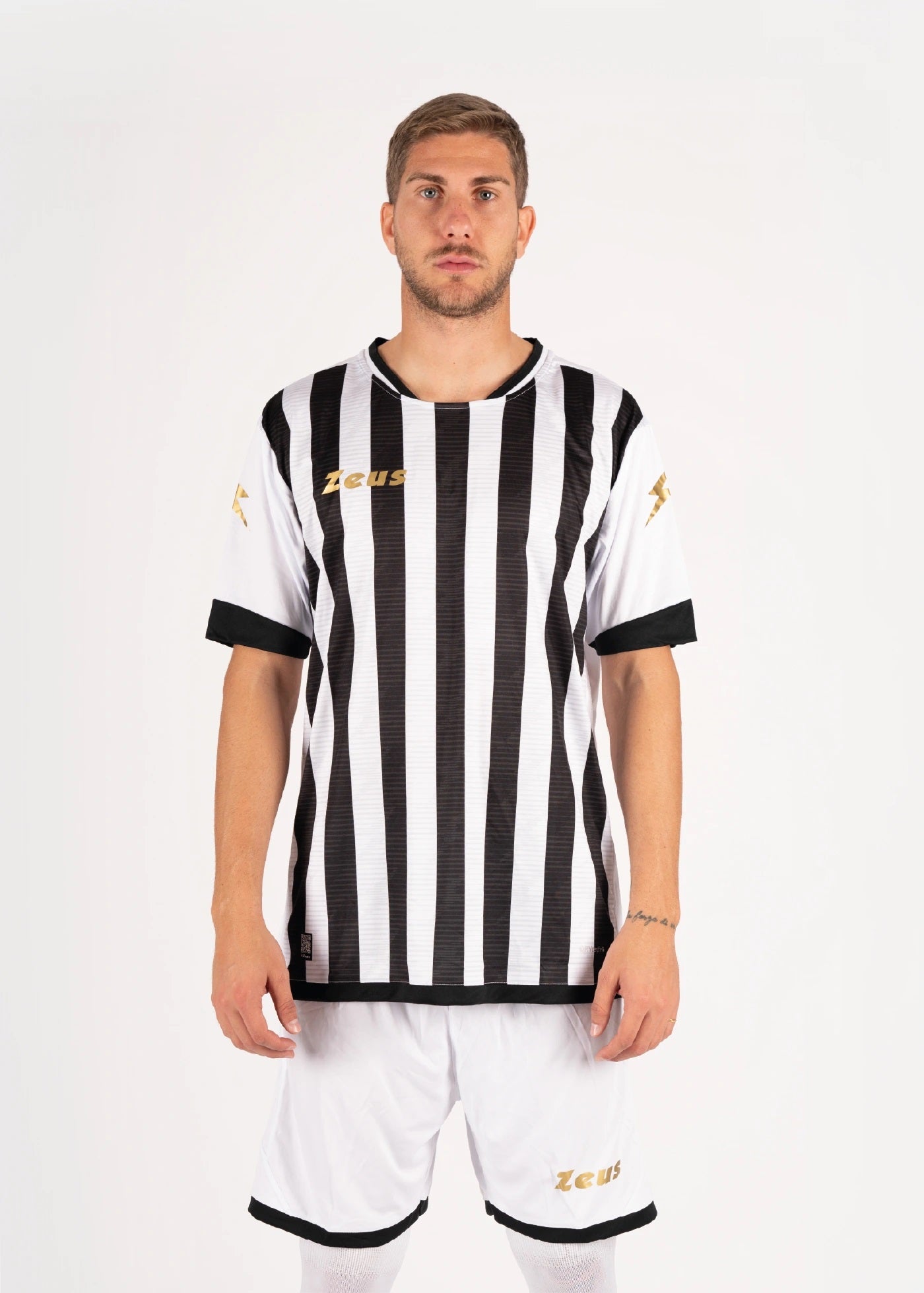 KIT ICON  ZEUS SPORT NEW COMPLETINO CALCIO  JUVE